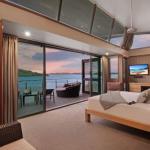 Yacht Club Villa 33 Serenity 4 Bedroom 4 Bathroom House Ocean Views 2 Buggies - Accommodation NT 0
