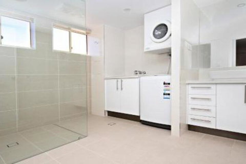 Alinga Unit 4 Amazing Ocean Views - Accommodation NT 7