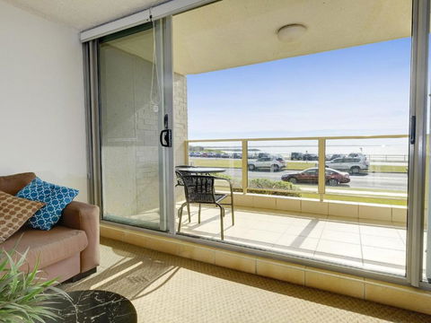 Ebbtide 2 On Main Beach! - Accommodation NT 1