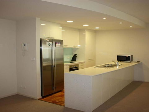 The Reef 103 Lakeside! - Accommodation NT 2