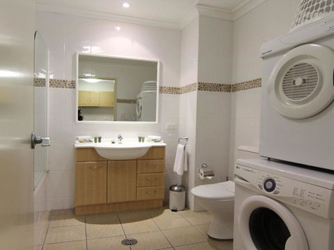 The Marina 408 CBD Location - Accommodation NT 1