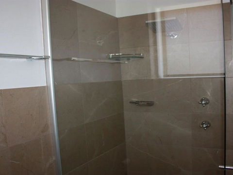 Crystal Waters 6 CBD Location - Accommodation NT 5
