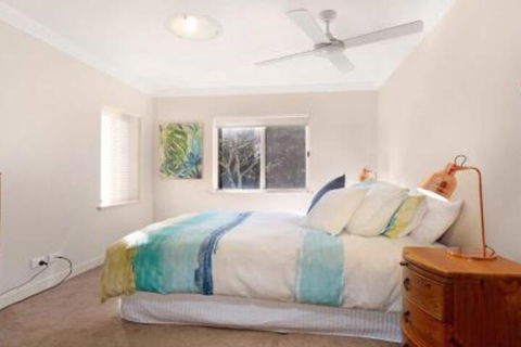 Whitesands 301 Main Beach Location - Accommodation NT 4