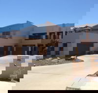 the Anchorage by the Lake - Accommodation NT