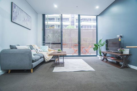 Stunning And Cozy Apartment In Heart Of Mascot - NT Tourism 3