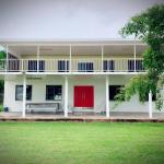 Holiday Rental Huge House With Beach Views - Accommodation NT 0