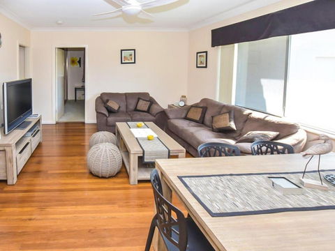 1 / 33 Wharf Street - Accommodation NT 6