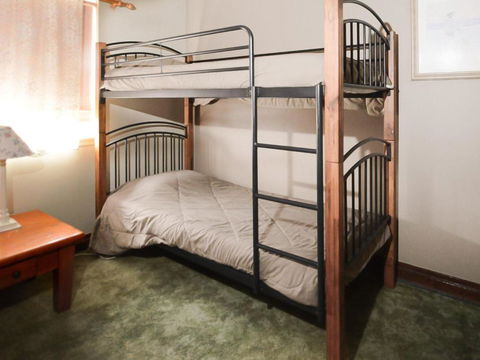 Debra Court 6 - Accommodation NT 2
