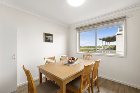 Marine Cove Resort - NT Tourism 7