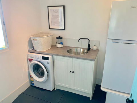 Yaringa Cottage...by The Sea - Accommodation NT 1