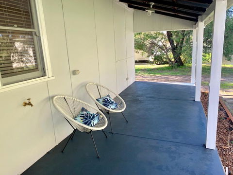 Yaringa Cottage...by The Sea - Accommodation NT 5