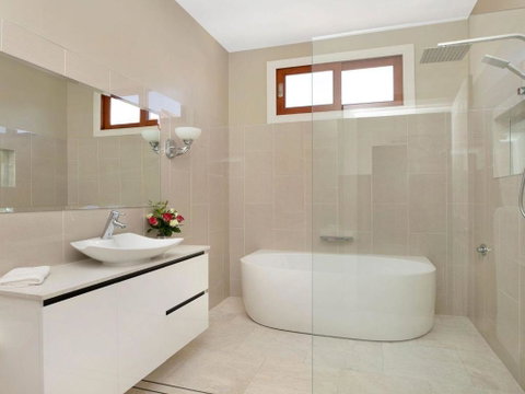 Advilla Stylish Charming & Central Location - Accommodation NT 2