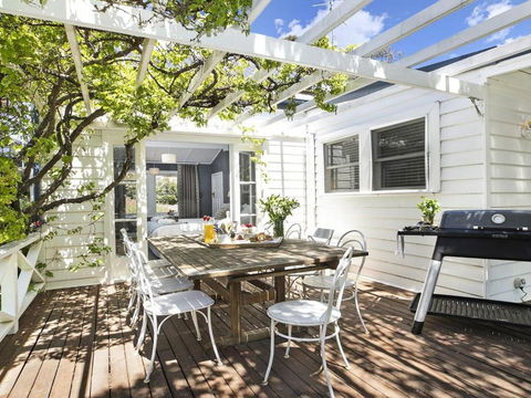Bourne Cottage Perfect For All Seasons - NT Tourism 2