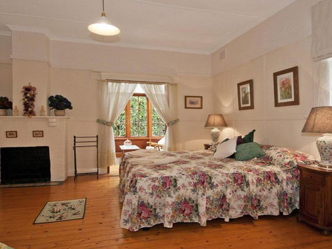 Hollyoak Cottage Delightful Ducks & Doileys! - NT Tourism 6