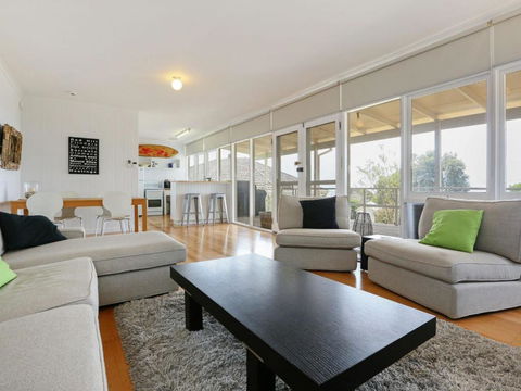 DROMANA BEACH SHACK... - Accommodation NT 5