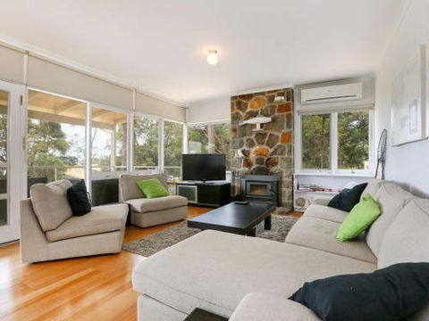 DROMANA BEACH SHACK... - Accommodation NT 3