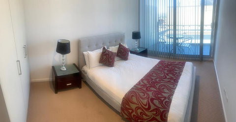 RNR Light Square - NT Tourism 2