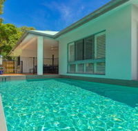 CANOPY HOUSE at PALM COVE - Accommodation NT