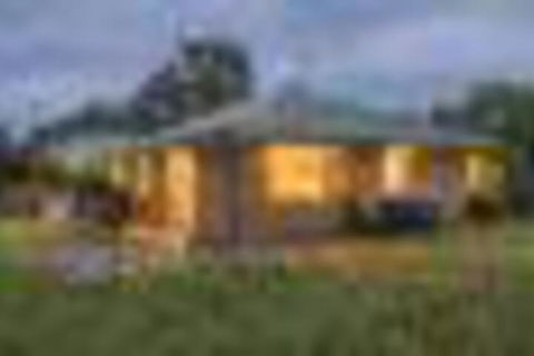 Marri Lodge - NT Tourism 0