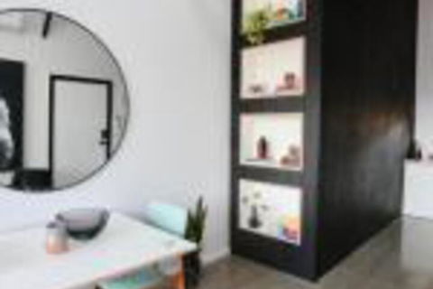 Nowra Studio Barn - NT Tourism 0