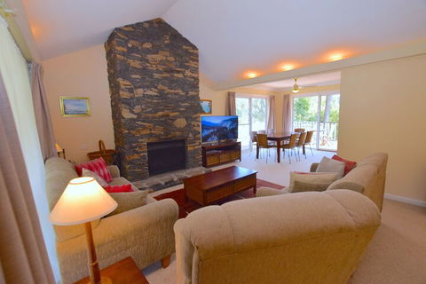 Rocky Mountain Cottage - Accommodation NT 7