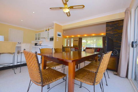 Rocky Mountain Cottage - Accommodation NT 4
