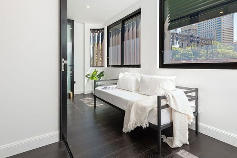 Luxury Sydney Apartment - NT Tourism 3
