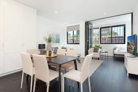 Luxury Sydney Apartment - NT Tourism 0