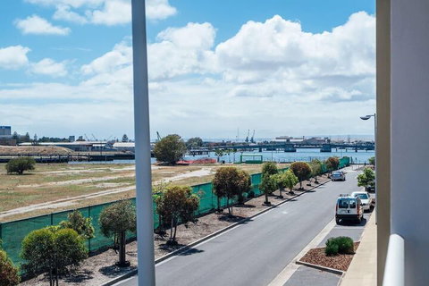 The Cove At New Port Pool Spa Sauna Gym & More - NT Tourism 1