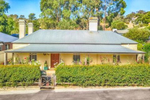 Captain Roddas Cottage - NT Tourism 0