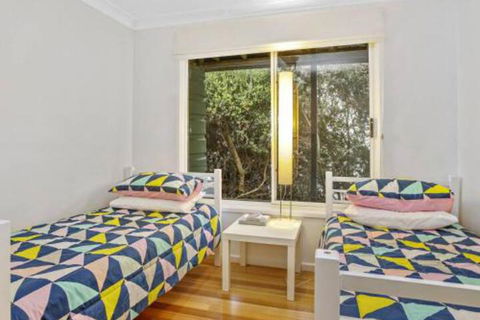 SEAVIEW Ocean Views From A Modern Townhouse - Accommodation NT 7