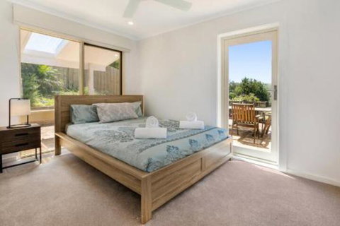 Family Fun Retreat With Spa - Accommodation NT 3