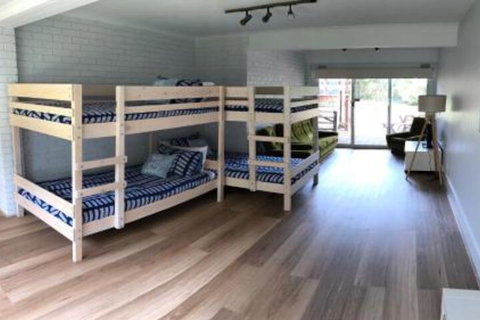 HIP NAUTIC 100 Metres To Beach - Accommodation NT 0