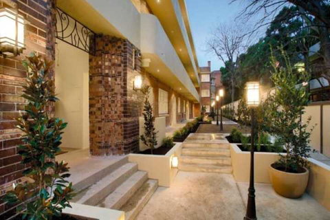 StayCentral On George - Accommodation NT 6