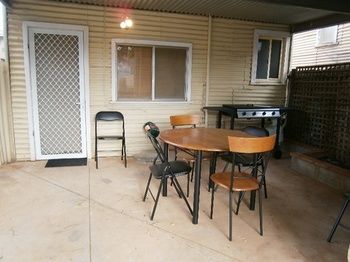 Aussie Bacon & Eggs Cottages - Accommodation NT 1