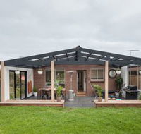Hilltop Retreat - Accommodation NT