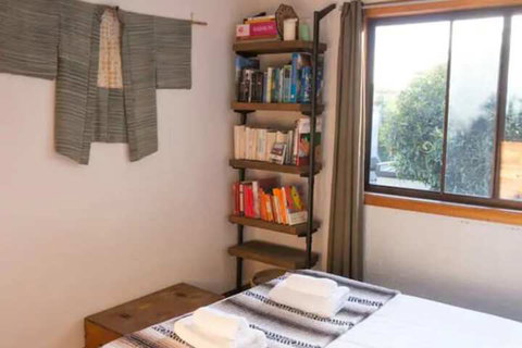 Charming Cottage With Leafy Courtyard - Accommodation NT 4