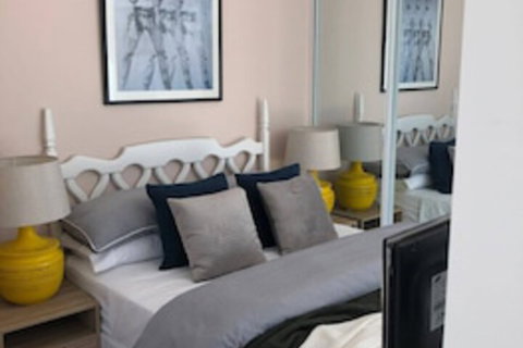 Sun-drenched 1 Bed Studio Apartment In Newtown - Accommodation NT 0