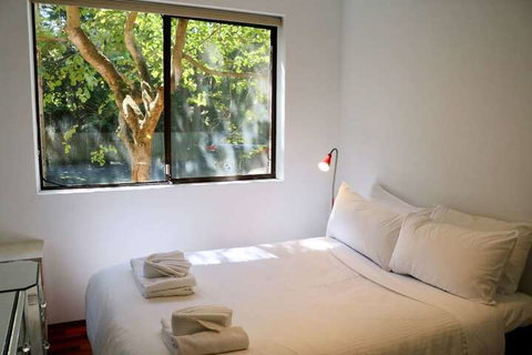 Spacious 3 Bedroom Apartment 20 Min To The CBD - Accommodation NT 5