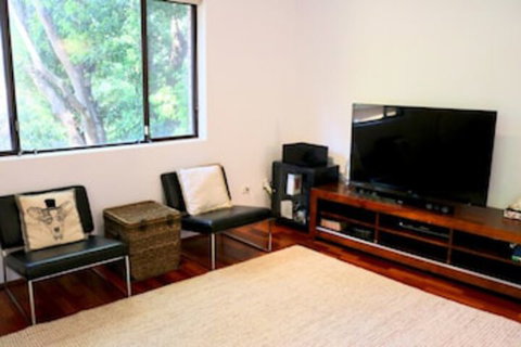 Spacious 3 Bedroom Apartment 20 Min To The CBD - Accommodation NT 0