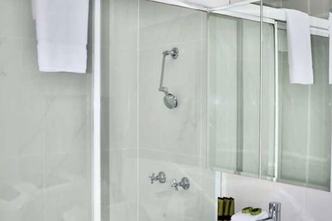 Surry Hills Terrace With Hot Tub - NT Tourism 4