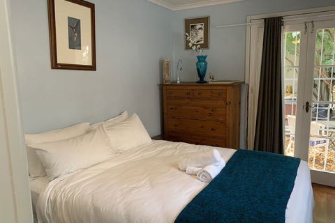 Surry Hills Terrace With Hot Tub - NT Tourism 5