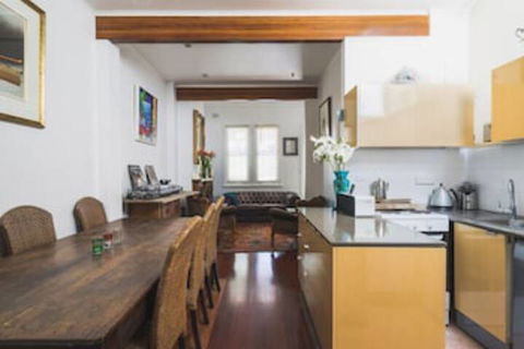 Surry Hills Terrace With Hot Tub - NT Tourism 0