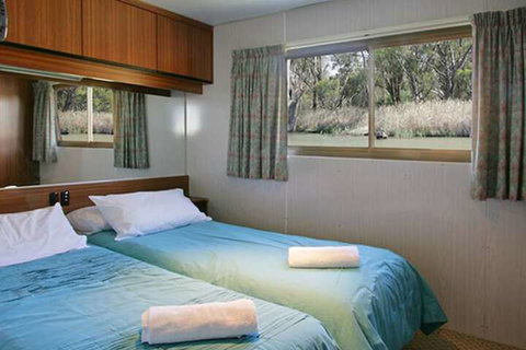All Seasons Houseboats - Accommodation NT 4