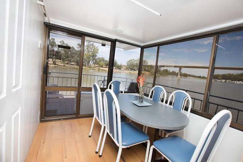 All Seasons Houseboats - Accommodation NT 5