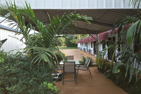 Ash Palms Motor Inn - Accommodation NT 6