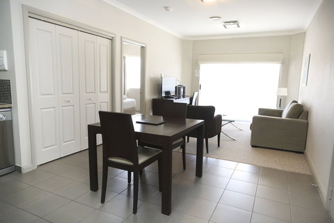 Centrepoint Apartments - Accommodation NT 6