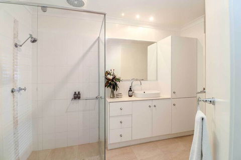 Seabreeze House - Accommodation NT 5