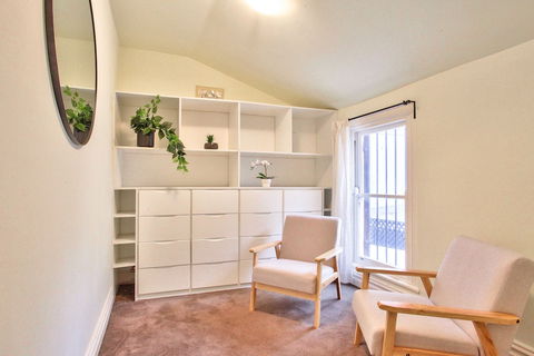 Apartment Hyde Park - Clifton - NT Tourism 6
