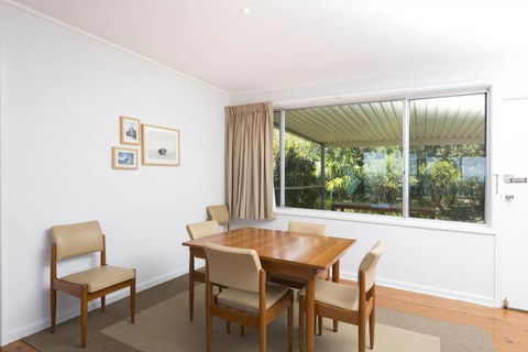 Beach Cottage - Accommodation NT 7